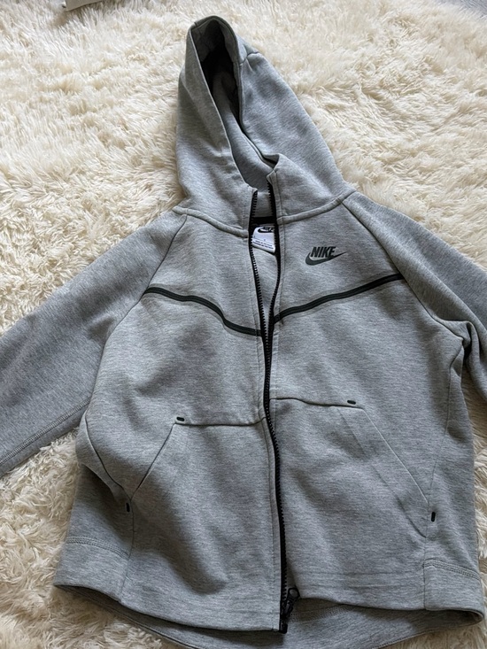 Nike Other - Nike Tech Light Gray Pullover Hoodie with Black Trim